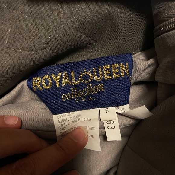 Maxi Gala Gown - Picture 5 of 6